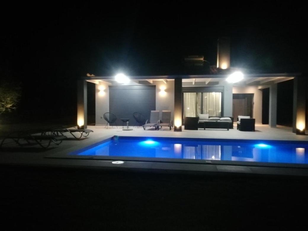 Avithos Blue Villas Svoronata Exterior foto